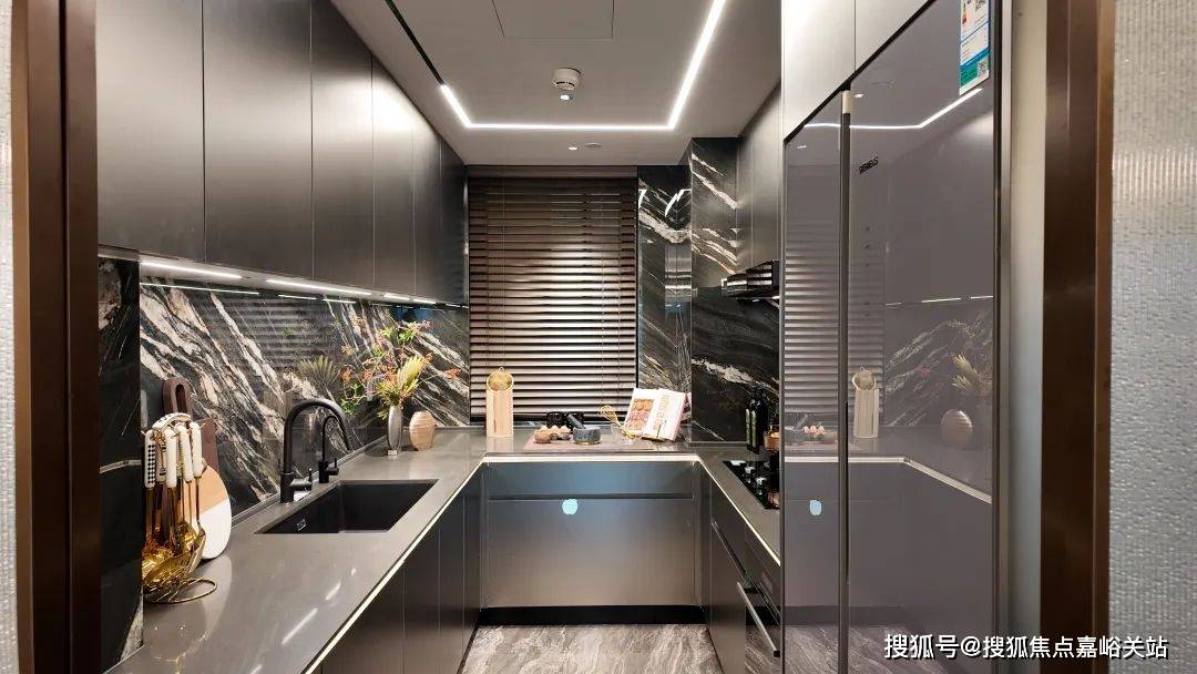 -小区环境 售楼处首页网站-​2025年最新户型配套房价-小区环境九游会翎翠滨江售楼处首页网站-​翎翠滨江2025年最新户型配套房价(图6)