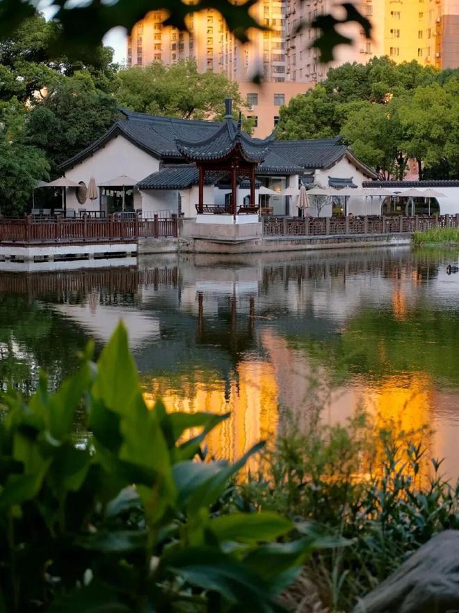 处发布:金茂璞元稀缺藏品奢宅范本!j9九游会登录百度头条金茂璞元售楼(图28) 处发布:金茂璞元稀缺藏品奢宅范本!j9九游会登录百度头条金茂璞元售楼(图28)