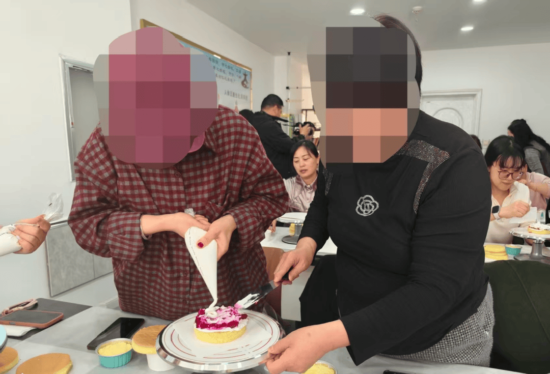 阿拉善左旗司法局南环司法所打造“烘焙＋就业”女性社区矫正特色